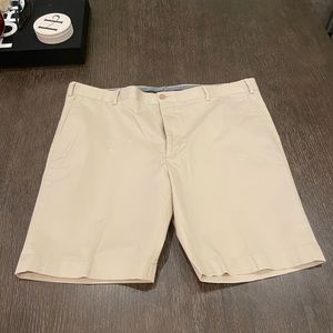 Hart Schaffner and Marx white dress shorts